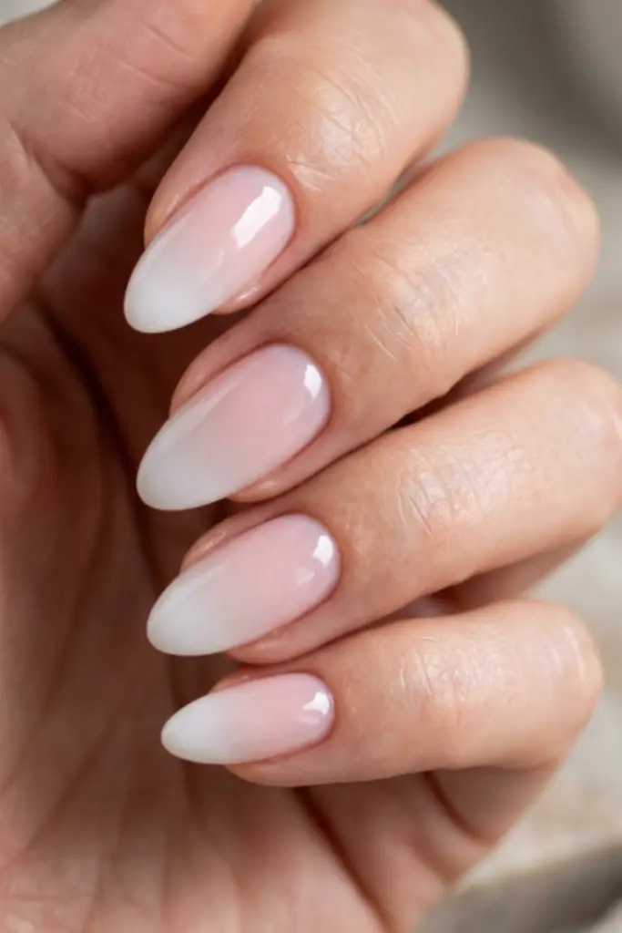 Milky -White -Gradients